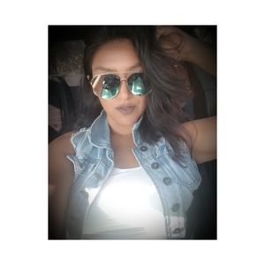 Meet your Posher, Patricia